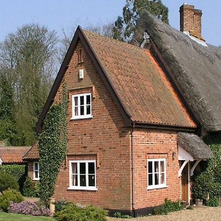 Thatched Farm Bed And Breakfast Woodbridge Exteriér fotografie